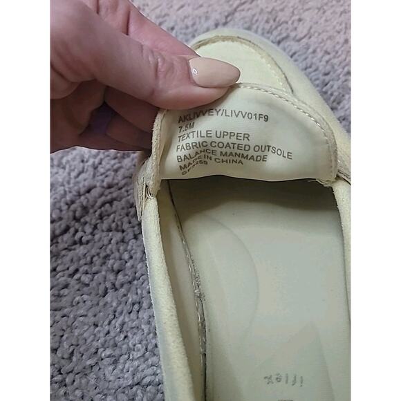 Anne Klein Livvey Gold Faux Suede Loafers – Women’s 7.5 I-Flex Comfort Flats - Picture 10 of 10